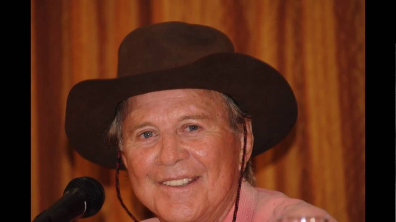 FUNERAL PHOTOS-Actor James Stacy Dies at 80