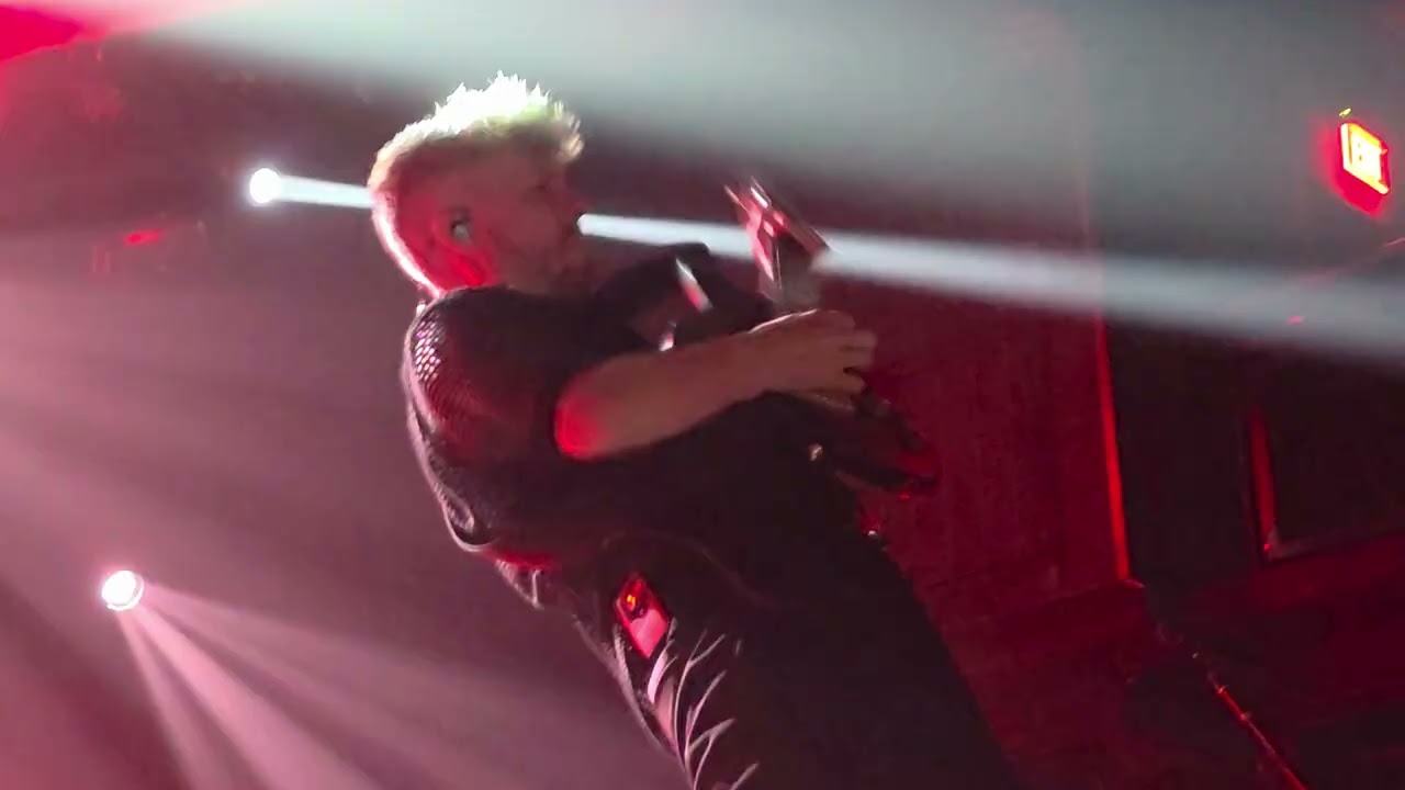LEPROUS - The Sky Is Red (Outro only) - Live Vogel