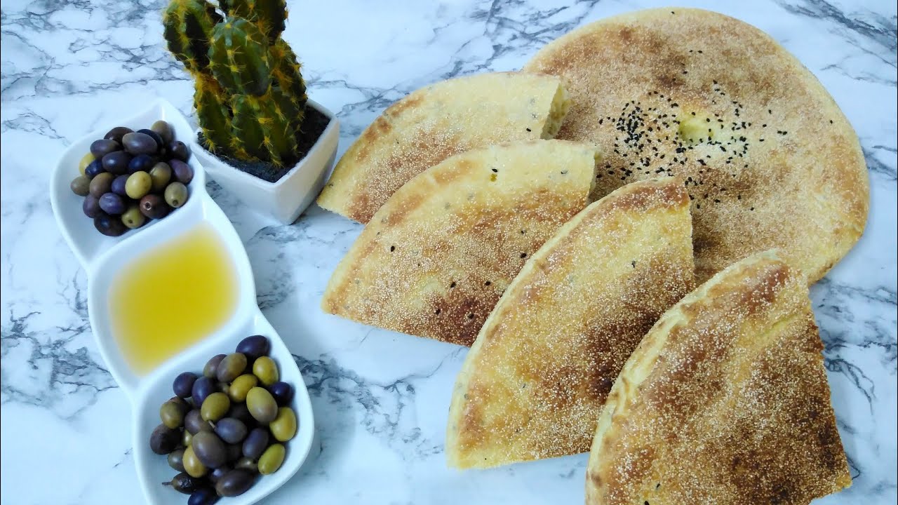 خبز سميد قطني بدون فرن ناجح و رائع لمائدة الإفطار في رمضان بطلب من أحد المشتركات 🥖🍞 😍