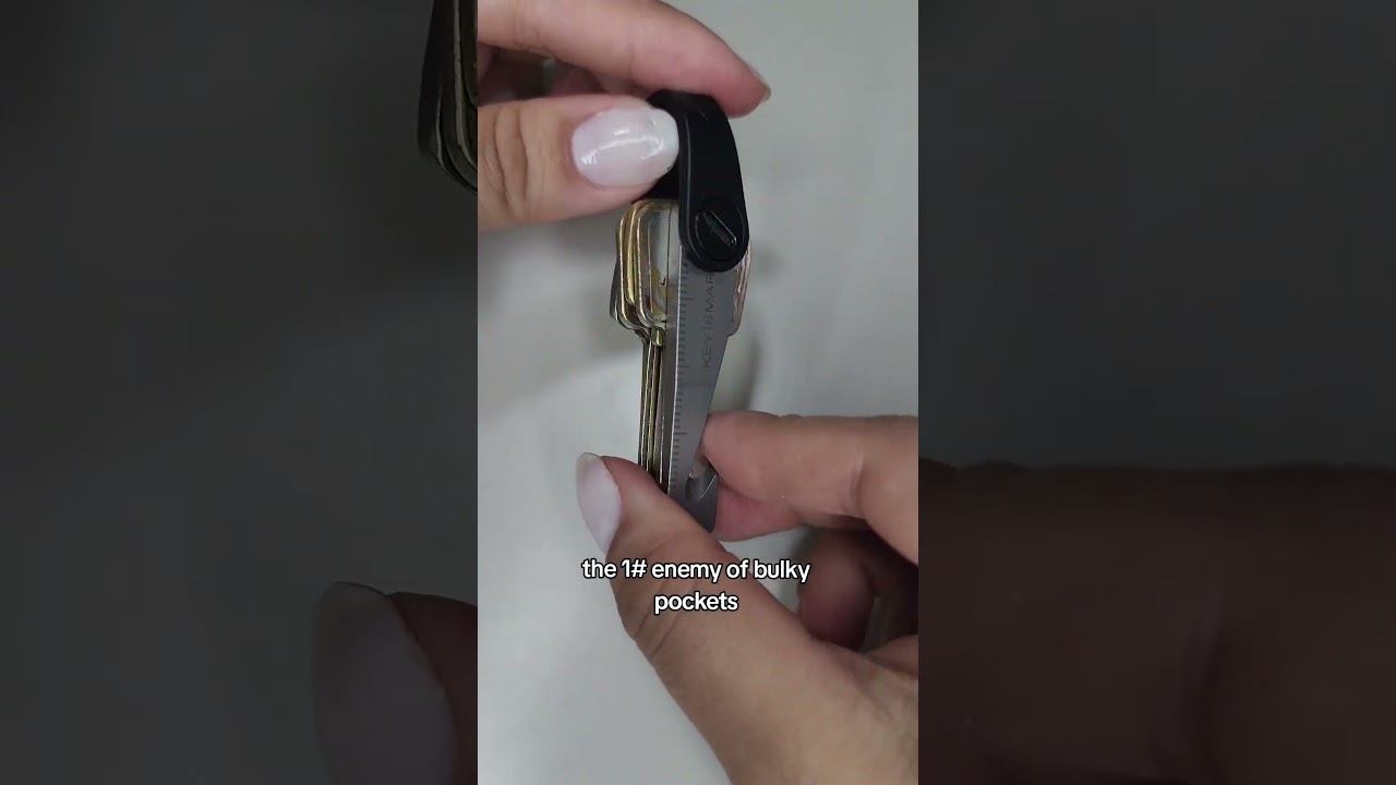 Extremely compact keychain 🔑​🔥​ #asmr #keysmart #keychain #keyorganizer #lifehack #shorts