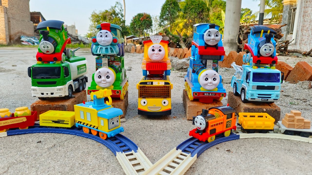 Hunting Thomas and Friends Toys, Tayo Little Bus Toys