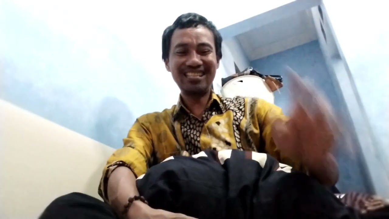 Lagu pop populer tembang kenangan Tempo dulu, makan siang ayam goreng sonix