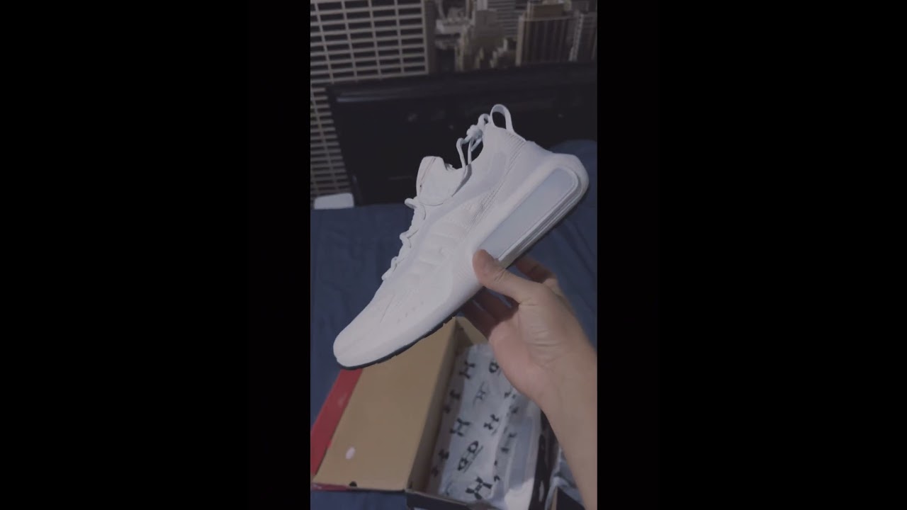 Under Armour Phantom 4 (White/Grey)