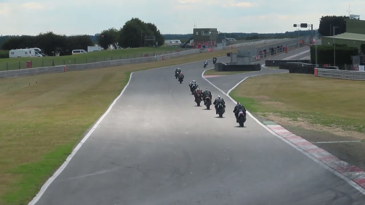 SUPERMONO'S AT CRMC SNETTERTON