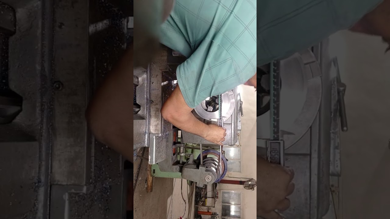 lathe machine big size ring working