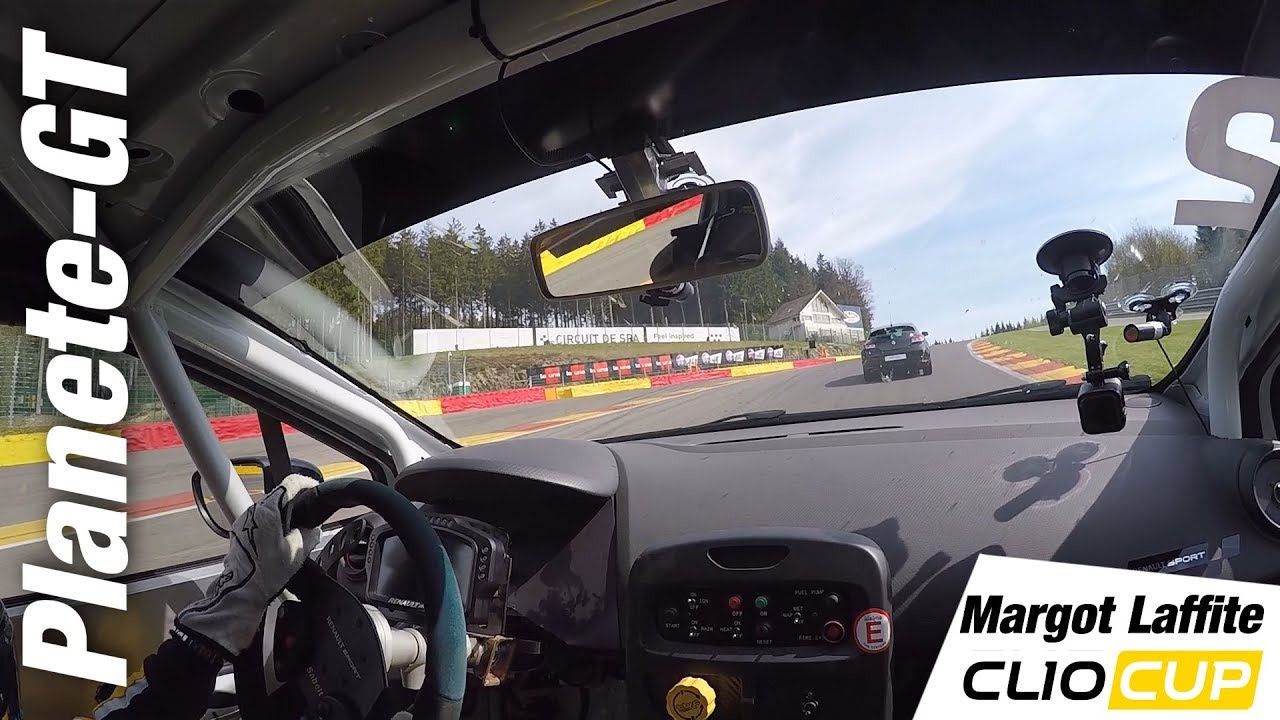 Clio Cup à Spa-Francorchamps - Margot Laffite VS Megane RS & Clio RS