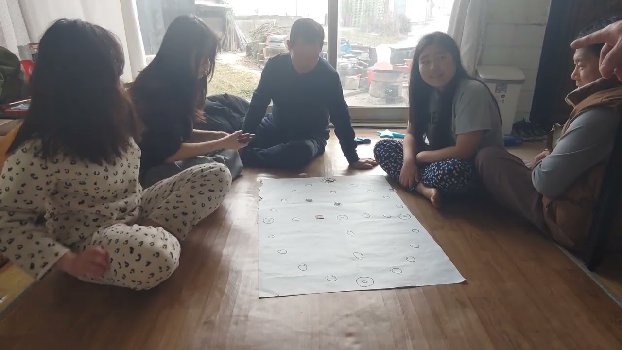 할아버지와 손녀들의 윳놀이 최강전.  모개걸윳모 260214
