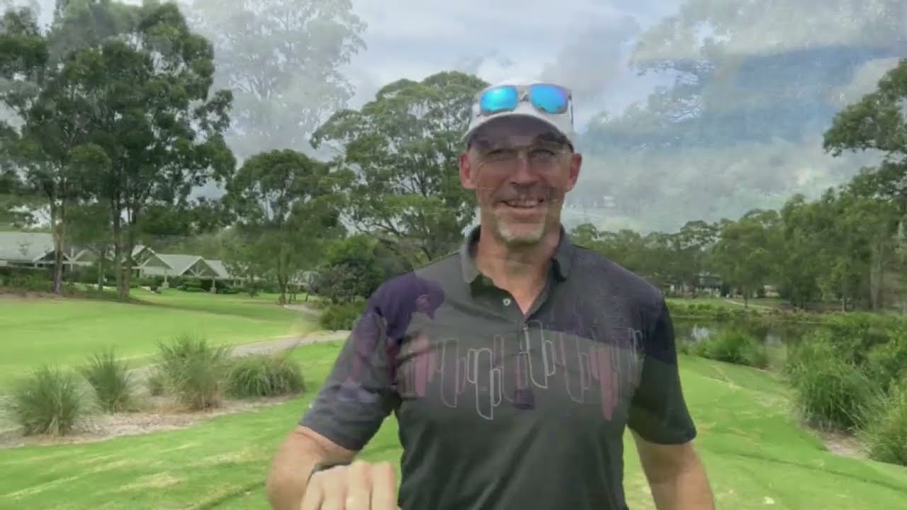 Steve plays the first hole at The Vintage Golf Club in the Hunter Valley