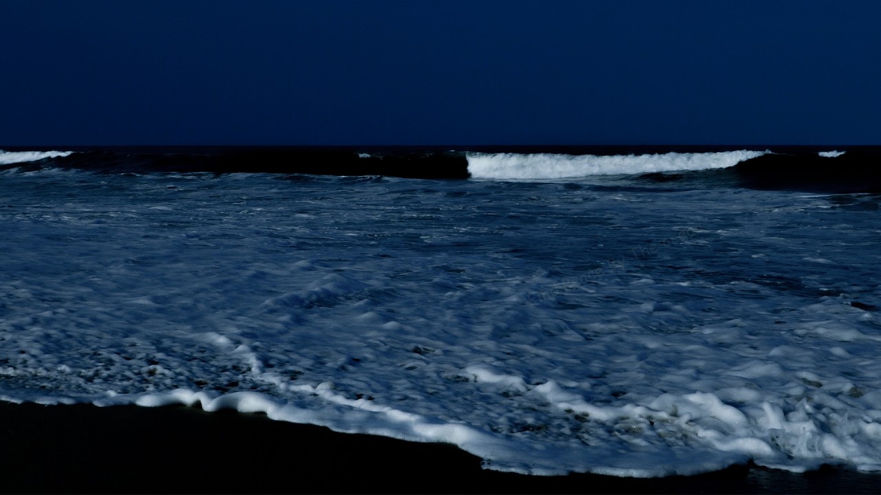 Deep Sleeping 10 Hours – The Sound of Ocean Waves to Unwind Your Mind and Sleep Deeply
