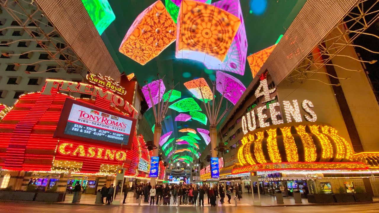 【 美西旅遊🇺🇸 】 DAY3  PART-4 「拉斯維加斯」舊城區「天幕秀」  Fremont Street Las Vegas