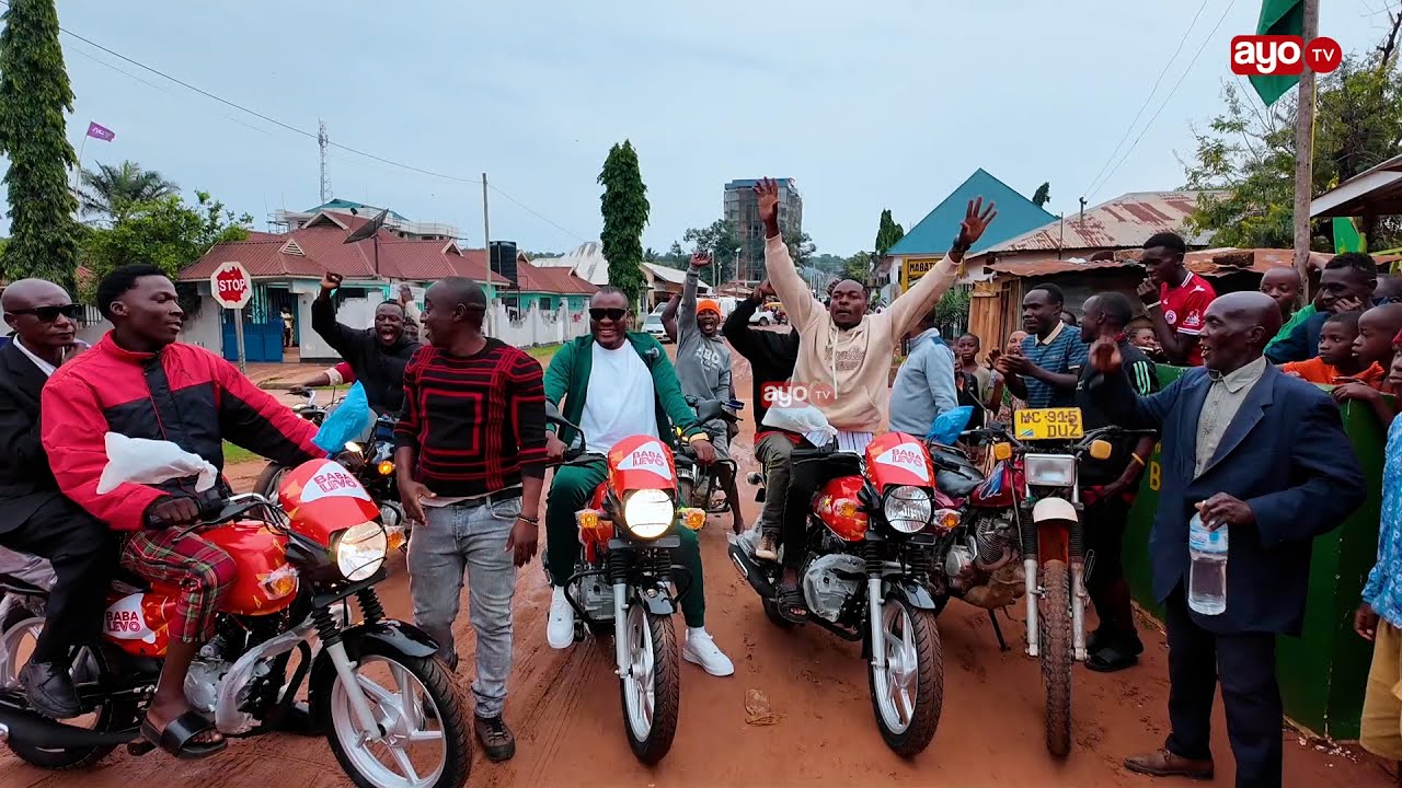 MBUNGE BABA LEVO AANZA KUGAWA PIKIPIKI MPYA KWA VIJANA KILA KIJIWE
