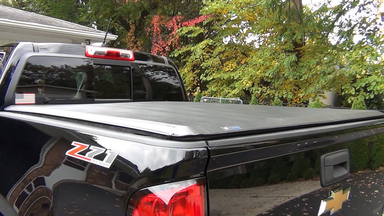 2020 Chevy Colorado Z71 Bed Mods | Tyger Auto T1 Roll-Up Tonneau Cover & Bed Hooks 2-Month Overview