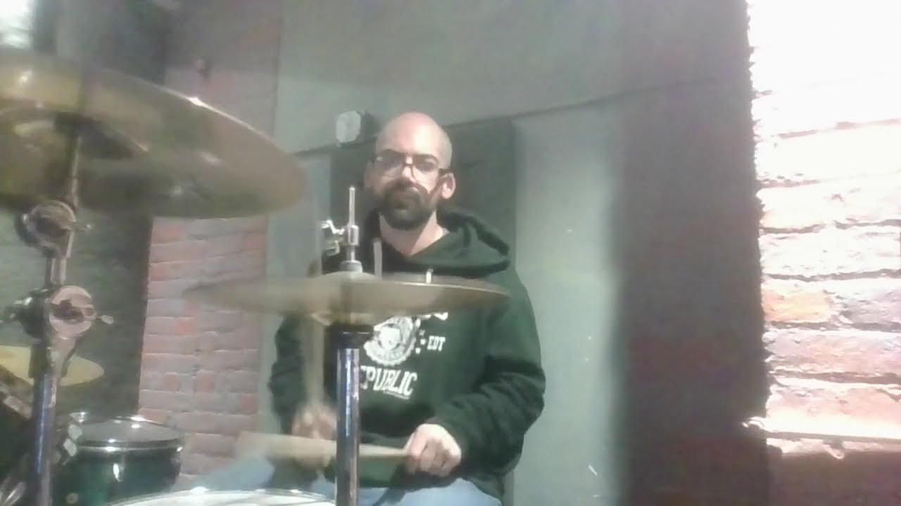 TomJagz practicing Drums