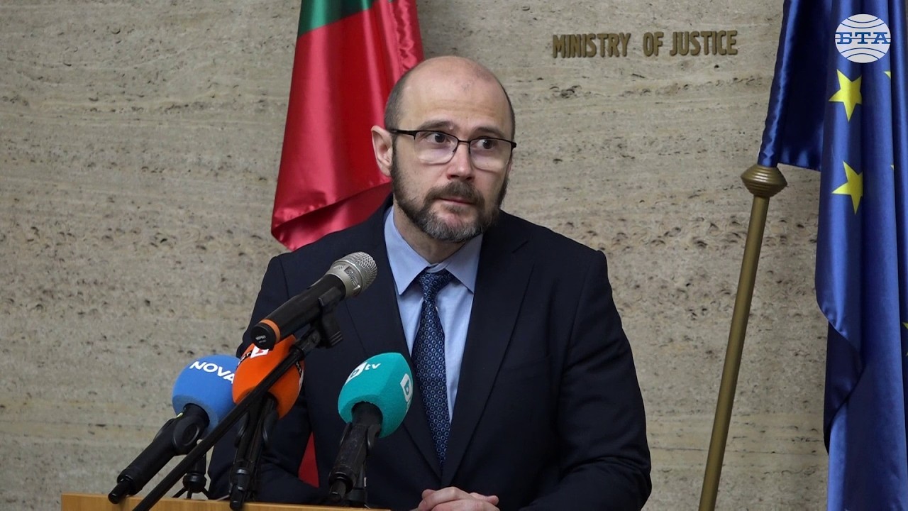 Имам предвид възможности за временно изпълняващ функциите главен прокурор, каза Андрей Янкулов