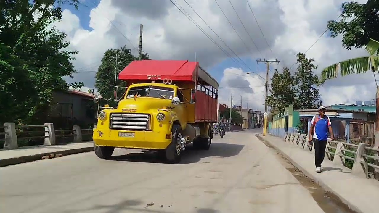Desde calle Real a calle Miró Holguin Cuba 
