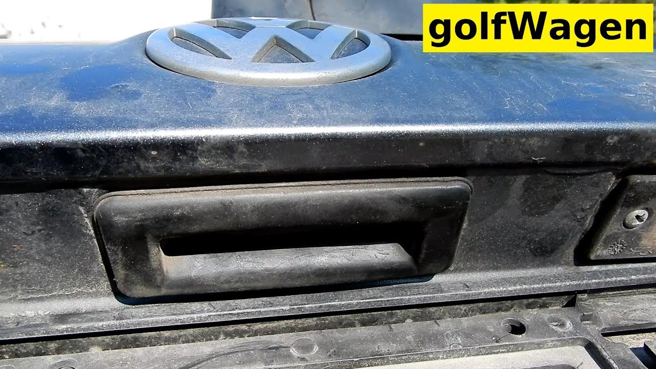 VW Golf 5 variant tailgate handles button