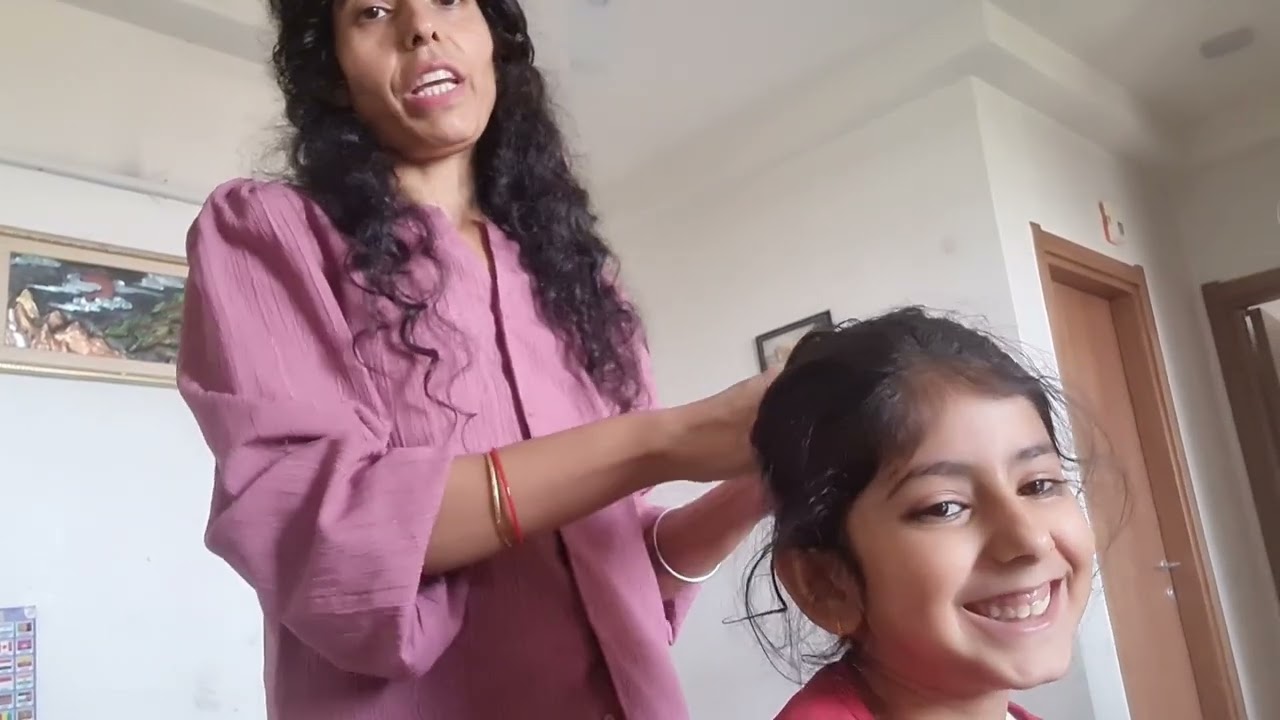 tyohaar pr ghr ki mithai bn gai