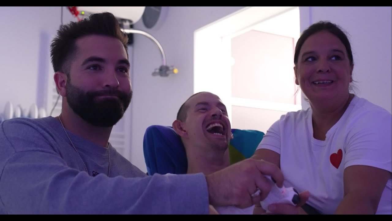 Kendji Girac rencontre Axel aux Tof Services : un moment qui bouleverse ❤️🎤  | CAP48 2025