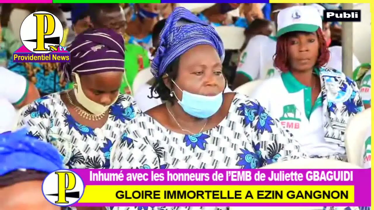 DADA GBETCHEOU PENDANT L'INHUMATION DE EZIN GANGNON, DIEU FONDATEUR DU TOBA HANYE.