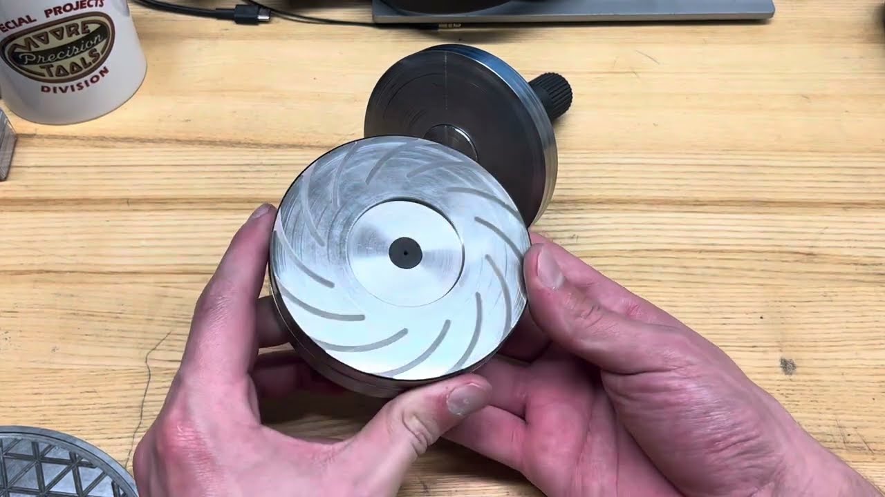 Spiral groove aerodynamic thrust bearing prototype