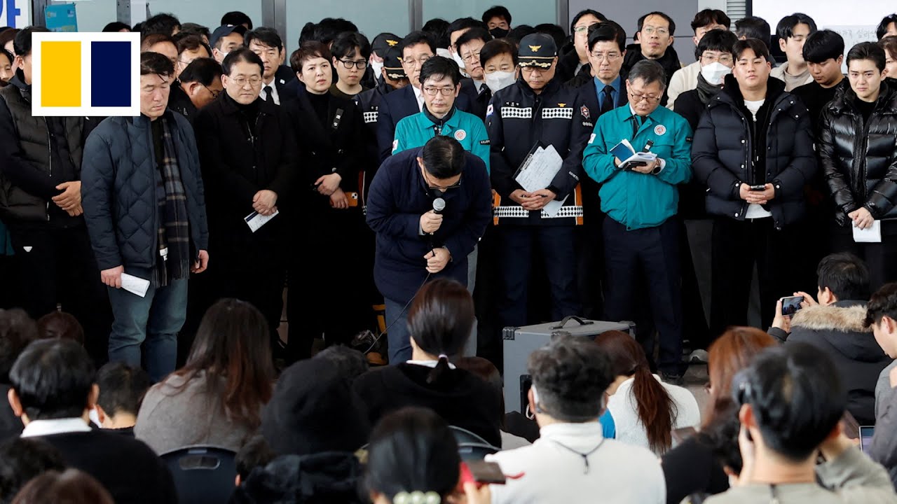 Jeju Air crash victims’ relatives call for quick recovery of remains