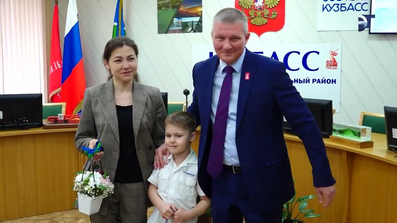 Андрей Орлов поздравил своих коллег