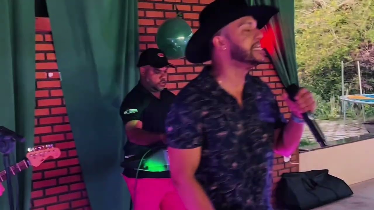 Ao vivo em Governador Valadares-MG 