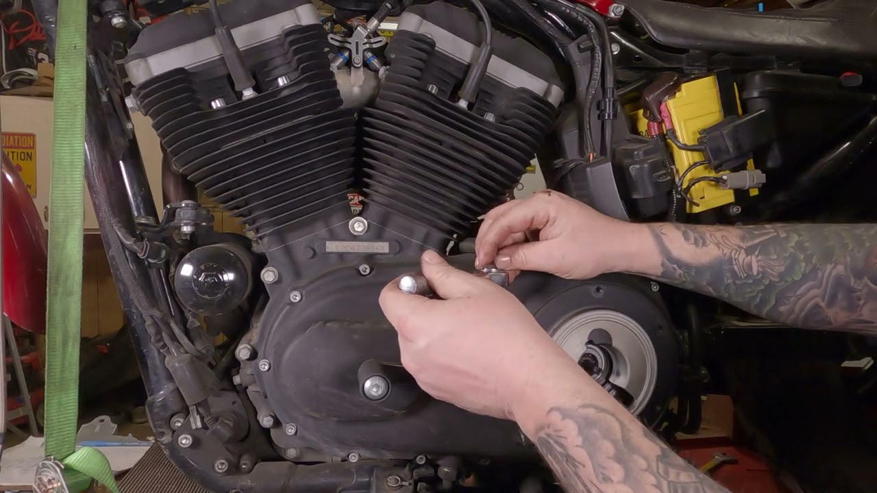 Sportster Clutch Replacement & Primary Chain Tensioner Replacement.