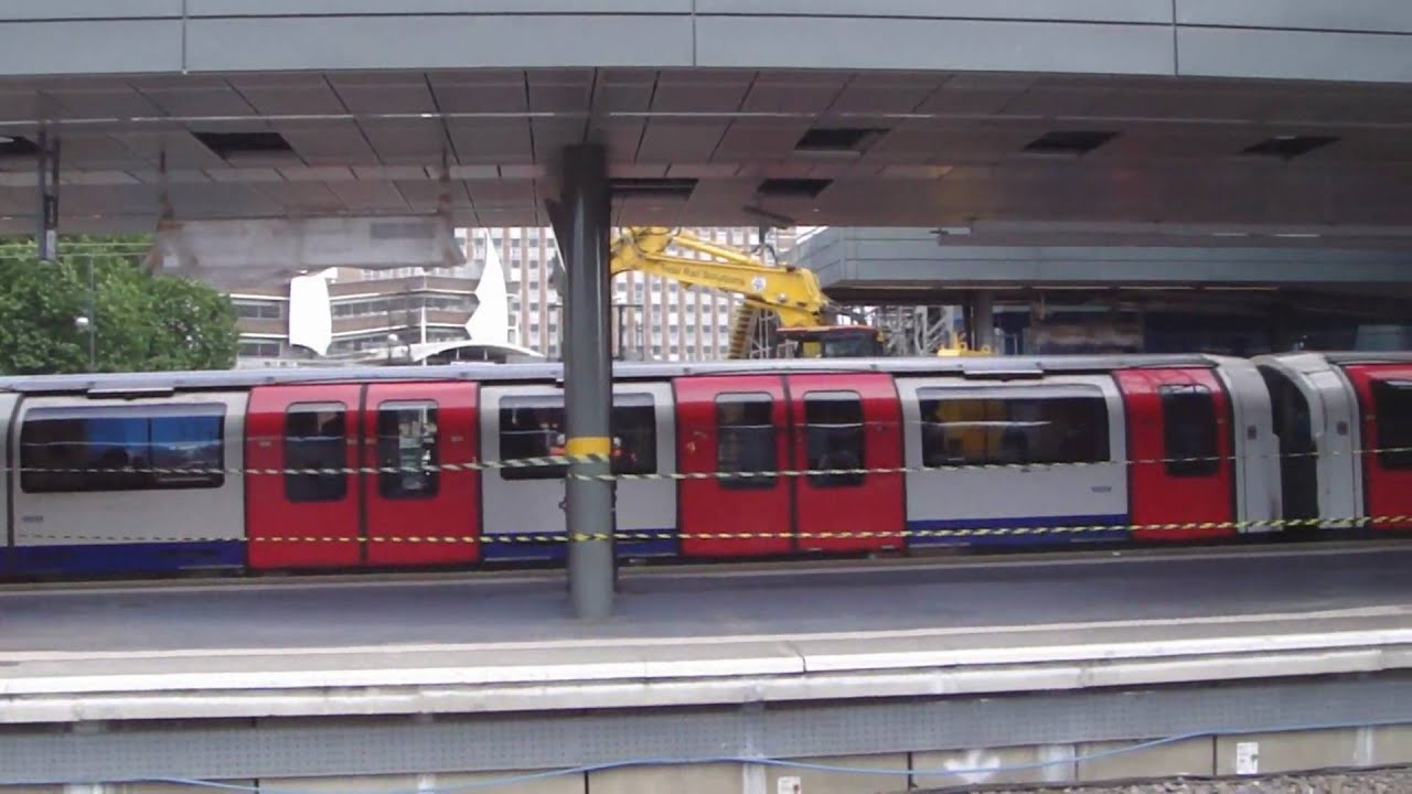 Stratford Station 4 July 2010