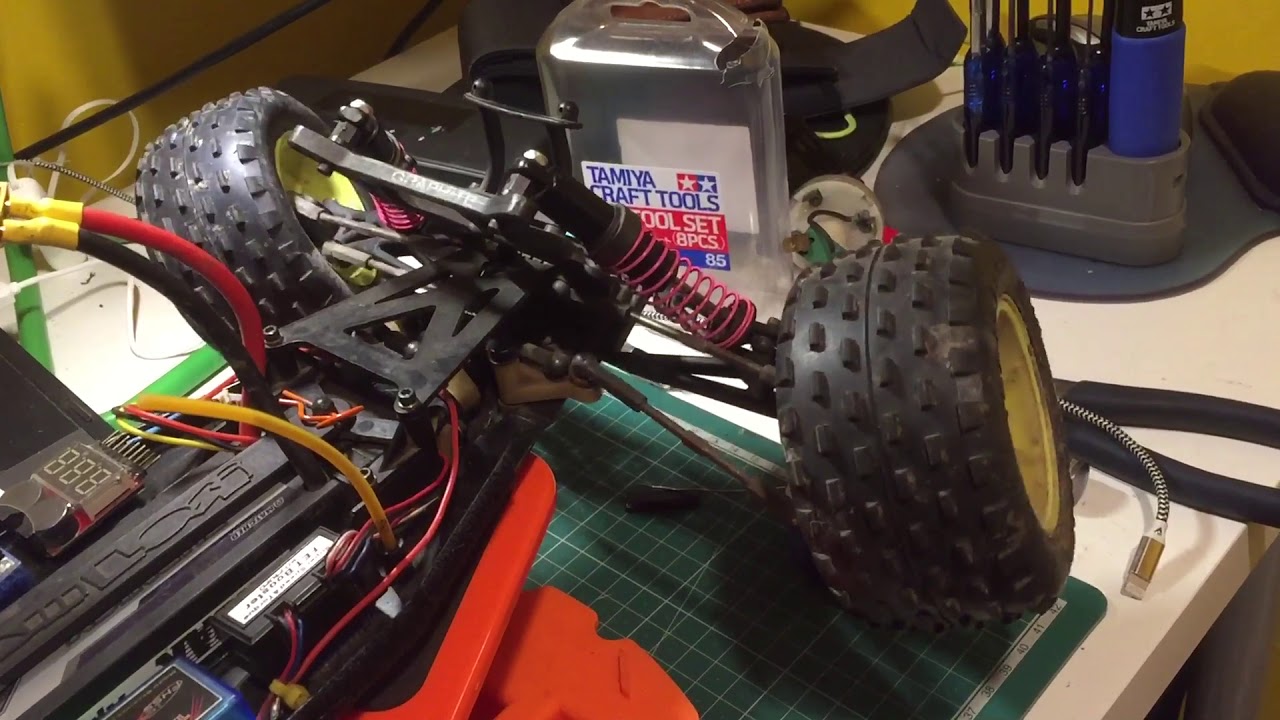 Losi XXT CR steering test with old KO Propo servo