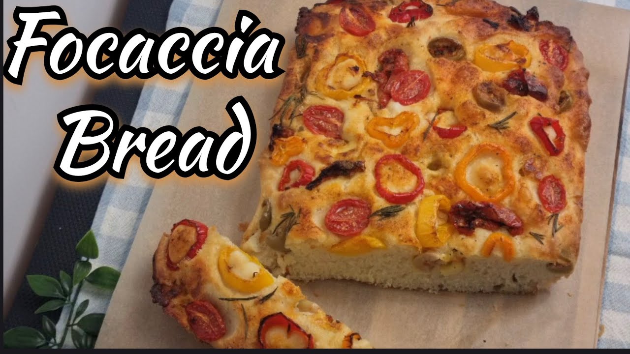 Focaccia Bread 🤩 #FocacciaBread #HomemadeBread #ItalianRecipe #CookingShorts #EasyBreadRecipe #Food