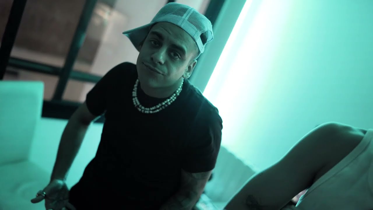 HWII - Delfinest ft. SQUEEZE COLD (video oficial)