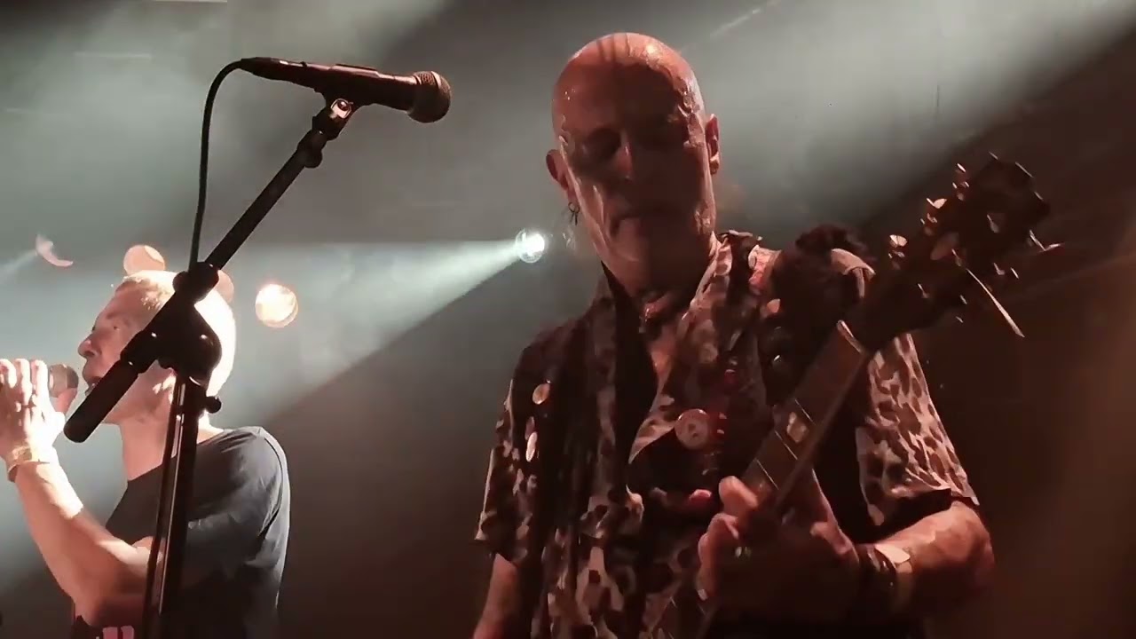 Les Ramoneurs De Menhirs - 