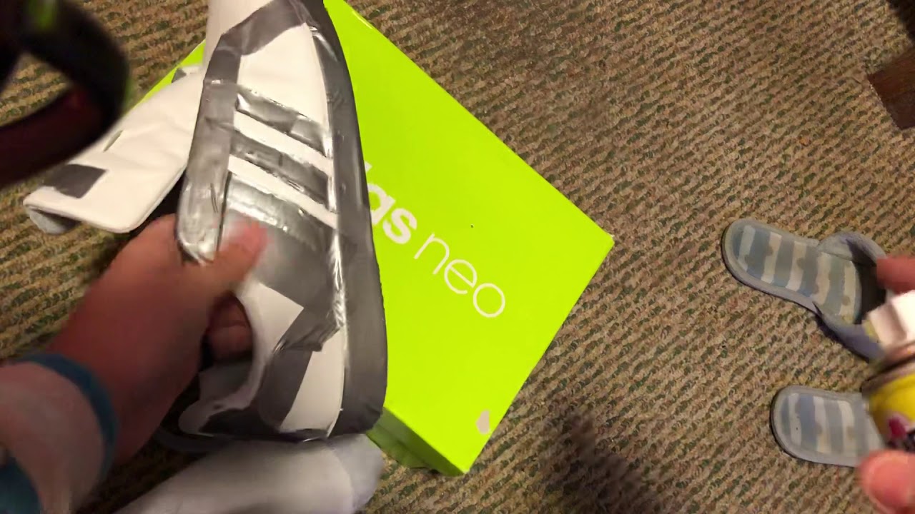 Shoe Colouring