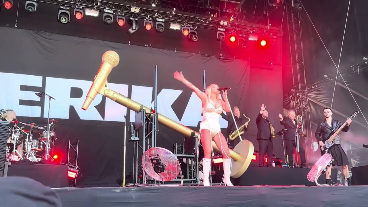 Erika Vikman Syntisten pöytä @Tammerfest 17.7.2025