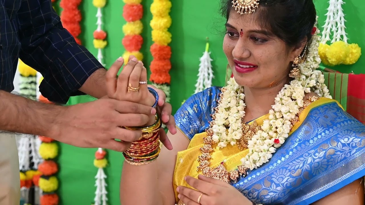 SravaniSeemantham