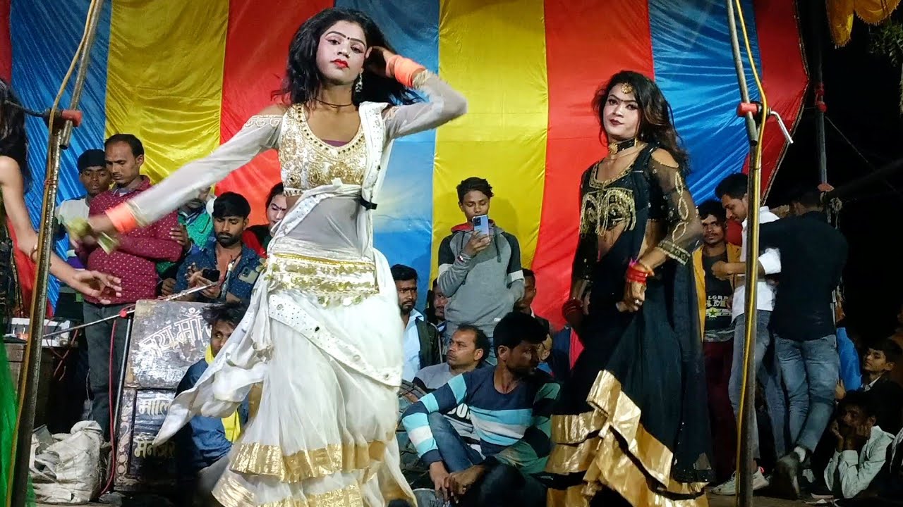 चुलबुली डांसर ने किया खेसारी लाल के गाने पर गर्दा उड़ा देने वाला डांस/पब्लिक नाचने लगी