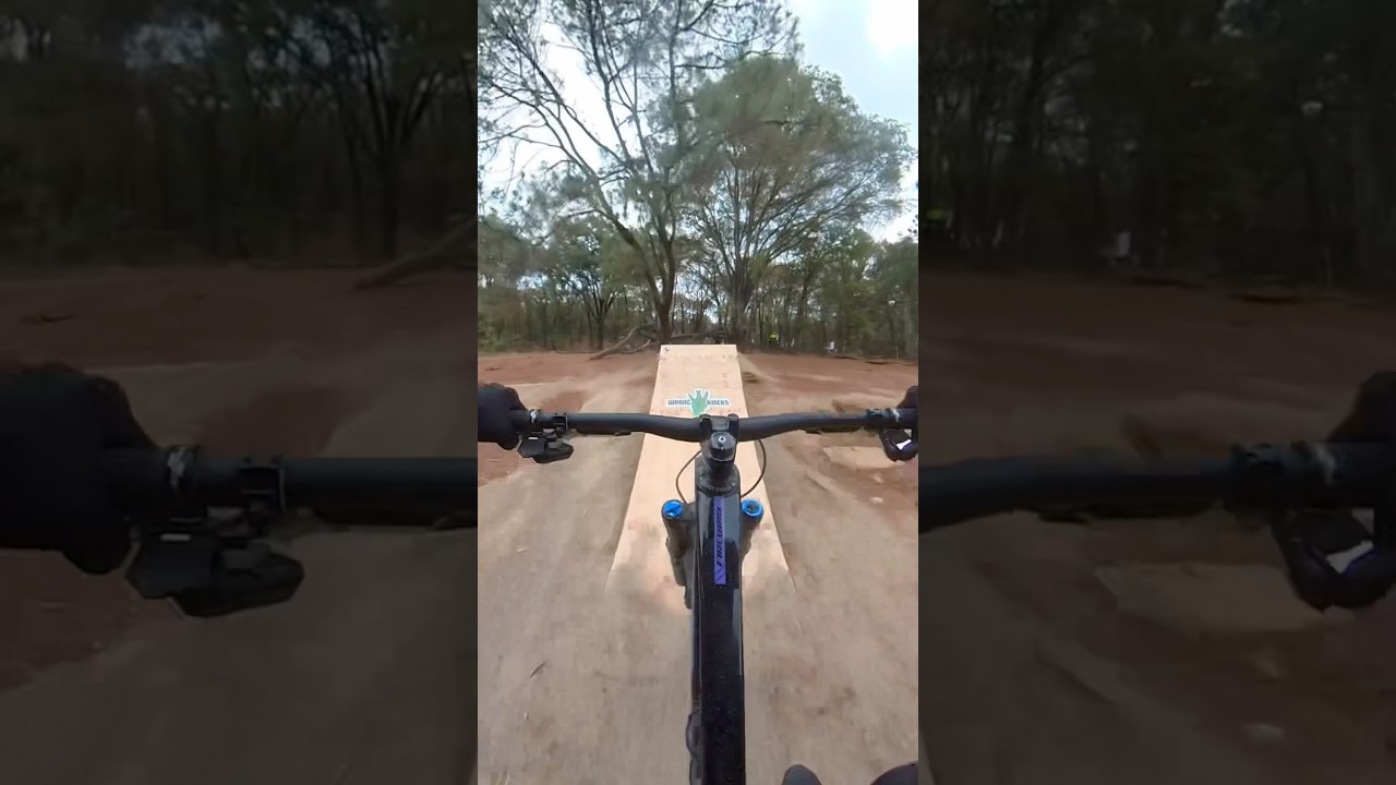 Rampita del final de garrison #ciclismodemonta&ntilde;a #enduromtb #mtb #jalisco #gdl