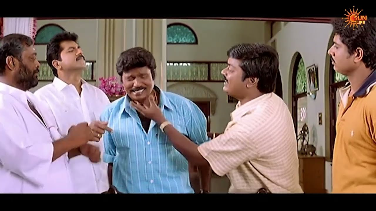 நா English பேச அராரமிச்சேன்னு வை🤣 | Samudhiram Movie Scenes | Sarathkumar | Murali | Sun Life