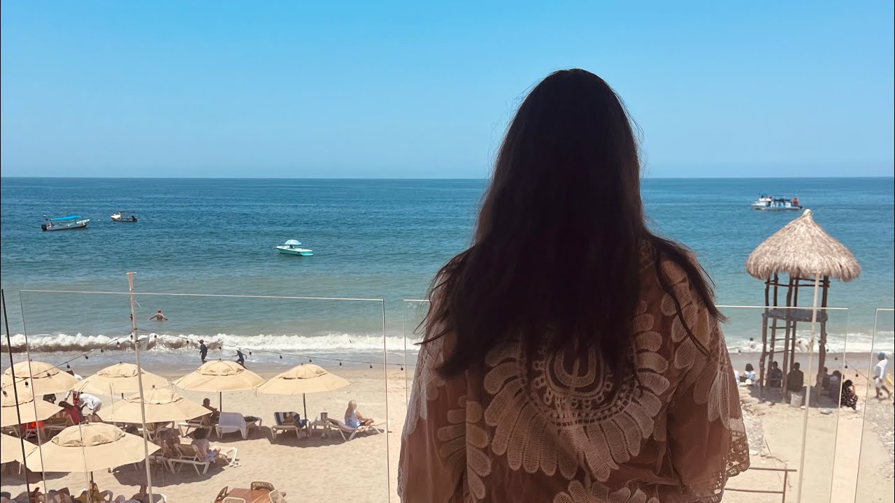 Port Day in Puerto Vallarta 🌴 Beach, Malecón & Mar y Vino | Royal Caribbean Vlog