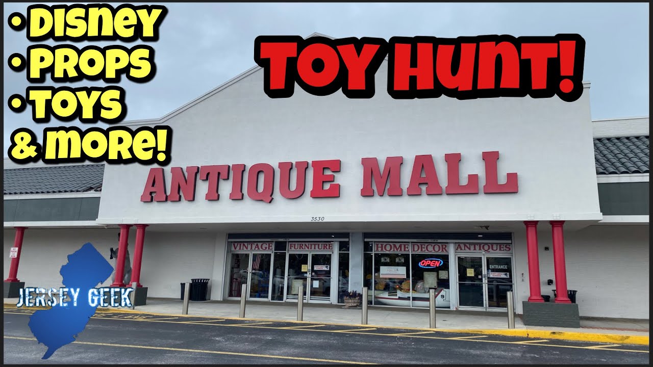 Is This The BEST Antique Mall in Florida? | Lakeland Antique Mall | RETRO TOY & TREASURE HUNTING!