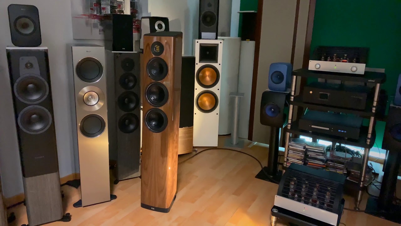 ELAC Vela FS409 & PrimaLuna tubes... Glorious sound!