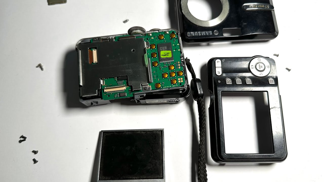 Samsung S860 Digital Camera Screen Removal
