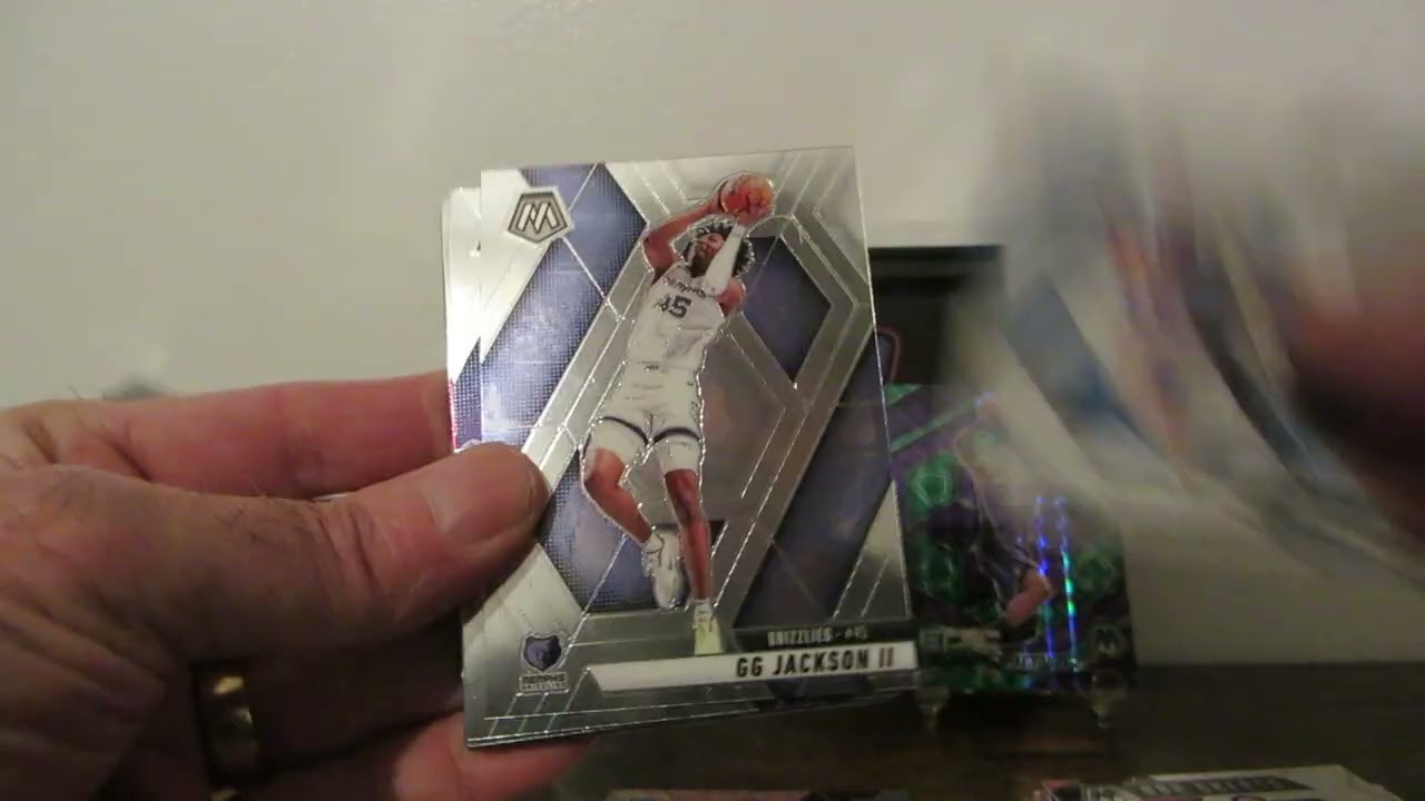 Ripping A 2024-25 Mosaic Basketball Mega Box