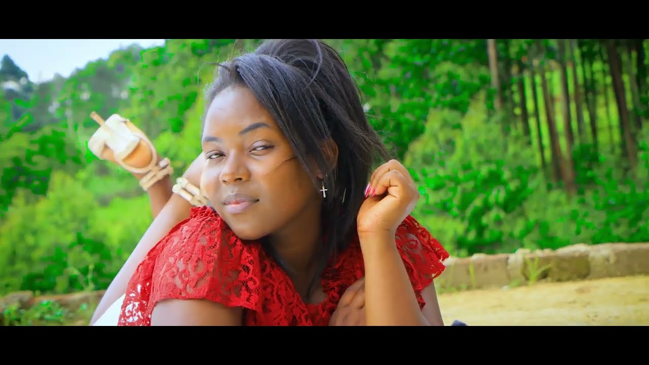MOTO FIRE SONKID KENYANSA  FT SYNPPAH BOSIRE & omoisia echaramba(OFFICIAL VIDEO)