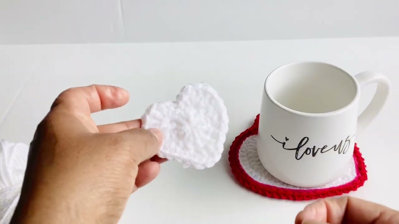 Como Tejer Un Cubre Tazas/ Fácil y Rápido/ Cozy De Corazón Para Taza En Crochet/ Tutorial de ♥️