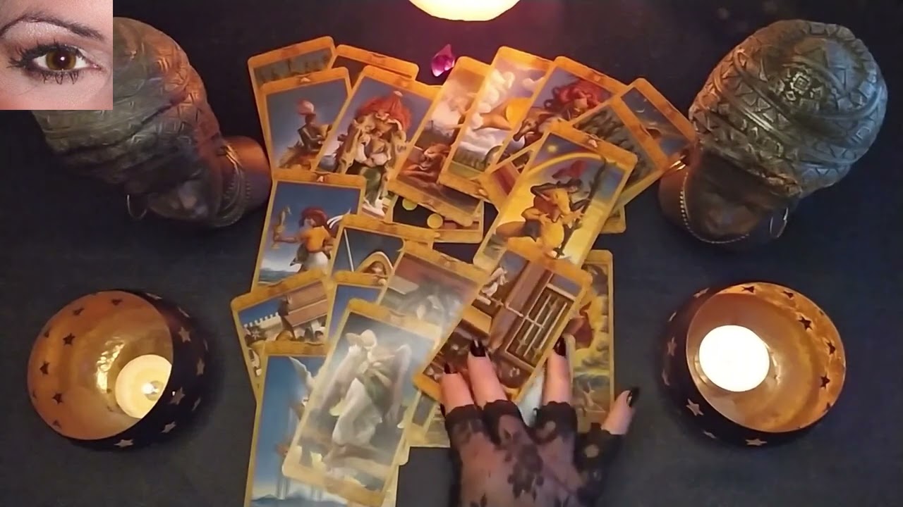 ❤️ΚΑΠΟΙΟΣ ΣΕ ΠΑΡΑΚΟΛΟΥΘΕΙ-ΠΟΙΟΣ❤️#​PickaCard#Timeless_reading #ΤΑΡΩ /#TAROT ✅#Astromanteio
