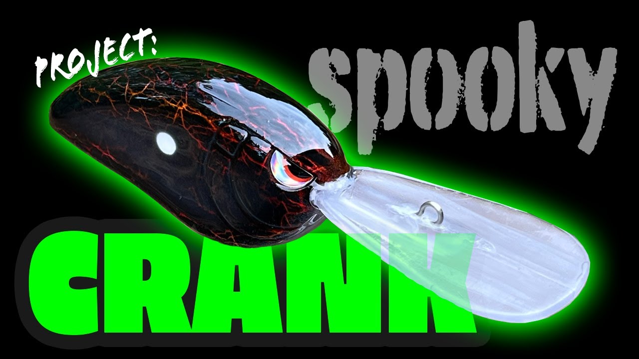 Lure Painting - How to airbrush a spooky veiny full moon custom crankbait
