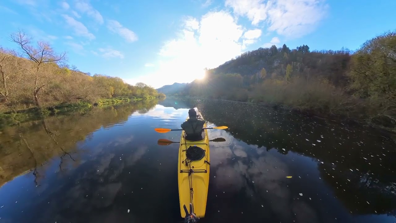 Calming music no stress - RELAX (kayak fishing on the river) TURN ON SUBTITLES to see video comments