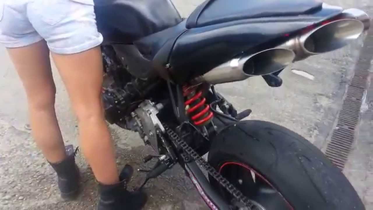 Honda Hornet Extreme Exhaust